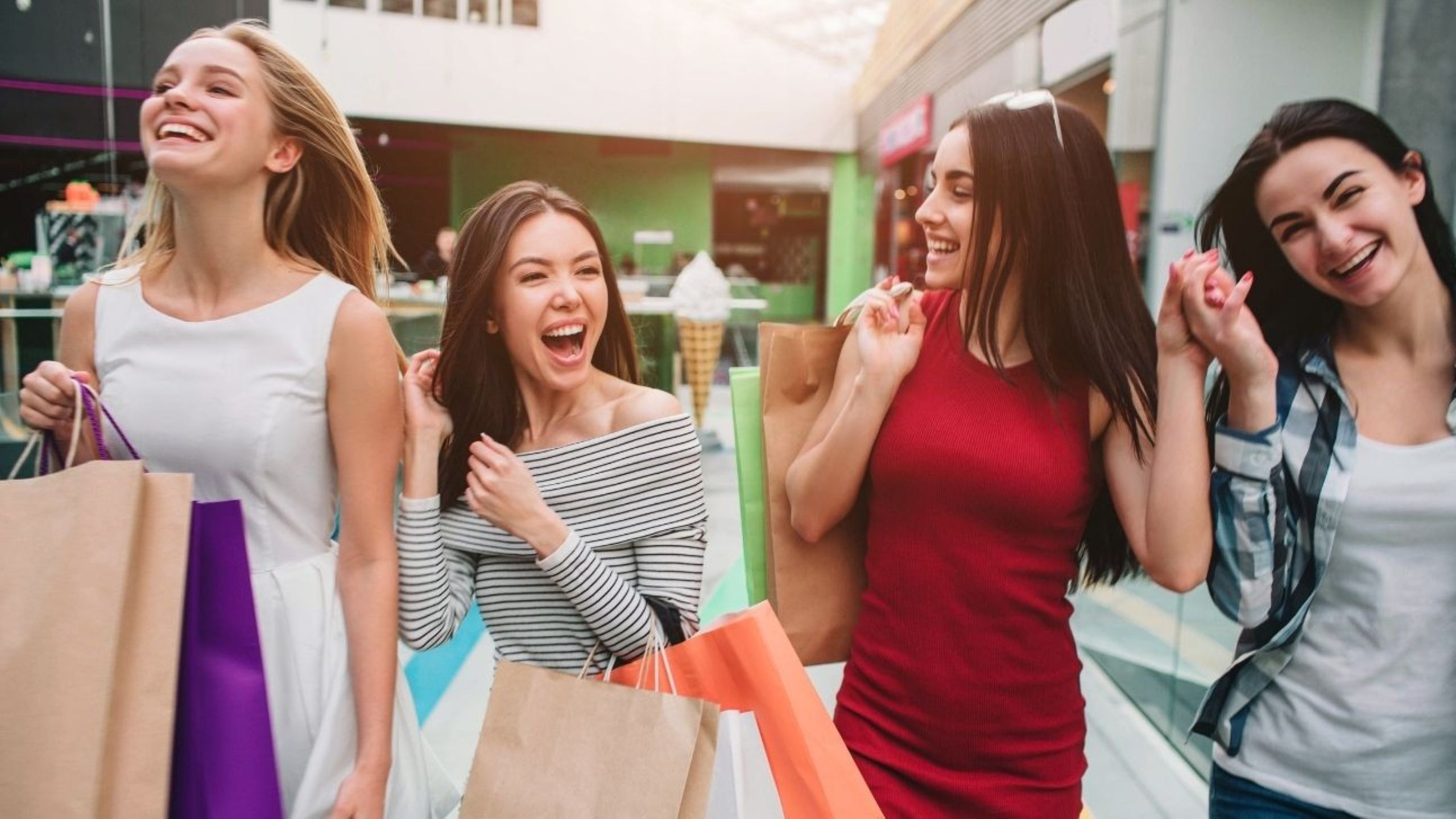 Dubai Summer 2026 best malls showing family shopping and indoor destinations to beat the heat in the UAE