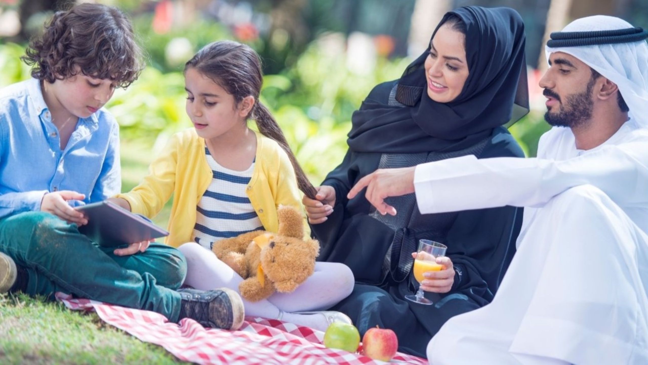 Dubai parks spring 2026 showing families enjoying outdoor nature escapes and green spaces across the UAE